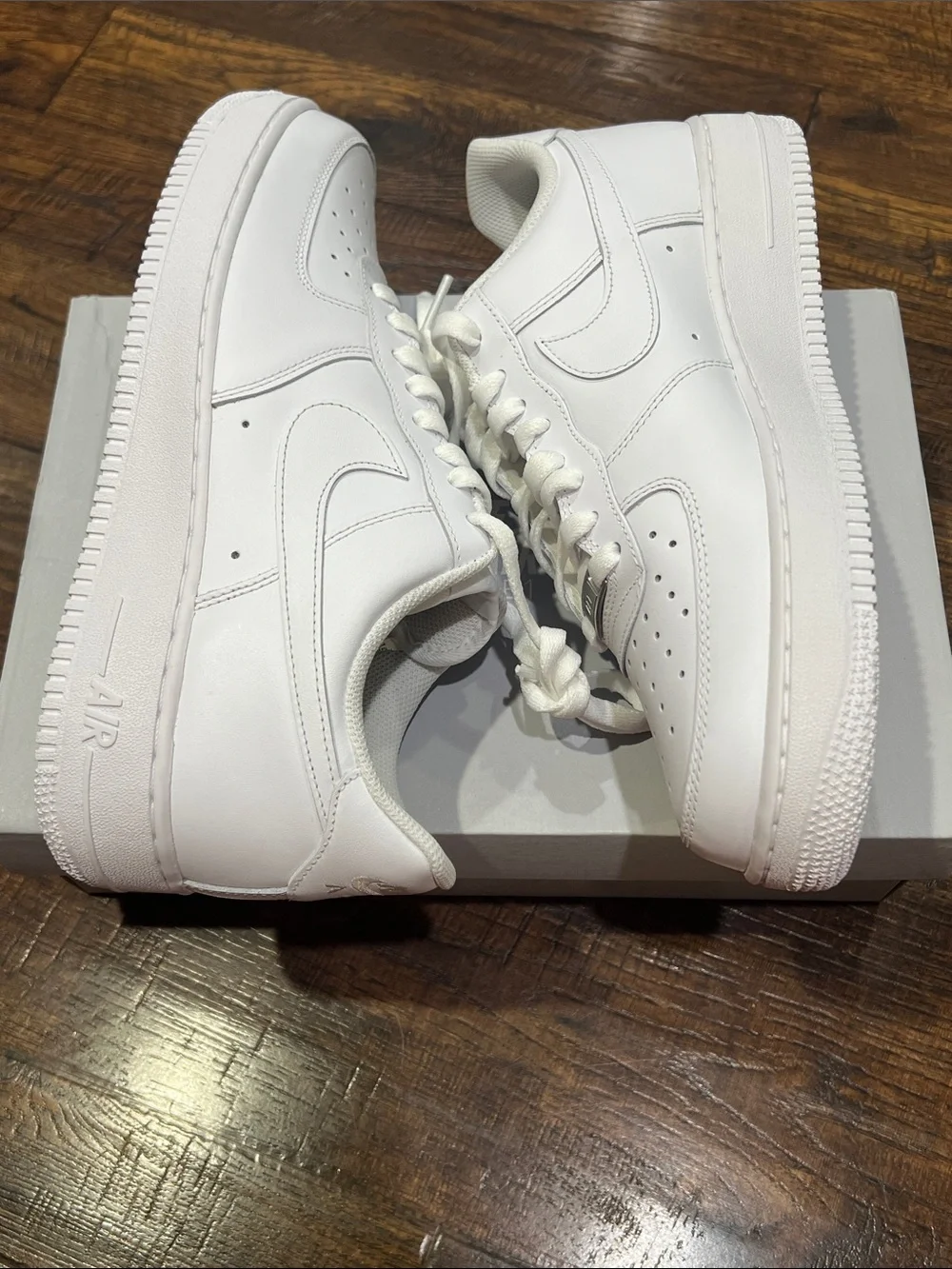 Nike Men's White Air Force 1 ‘07
